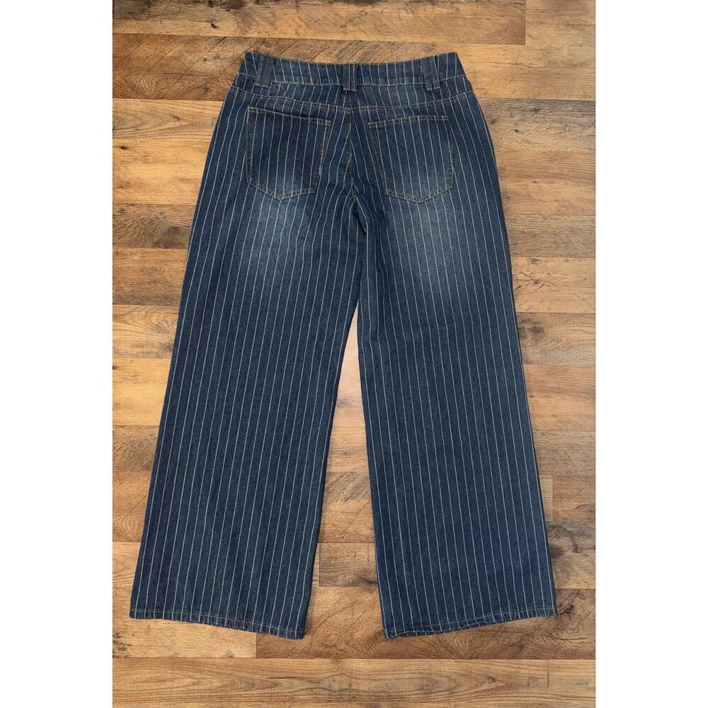 Edikted Cory women’s pinstriped low rise wide leg blue jeans - Picture 4 of 16
